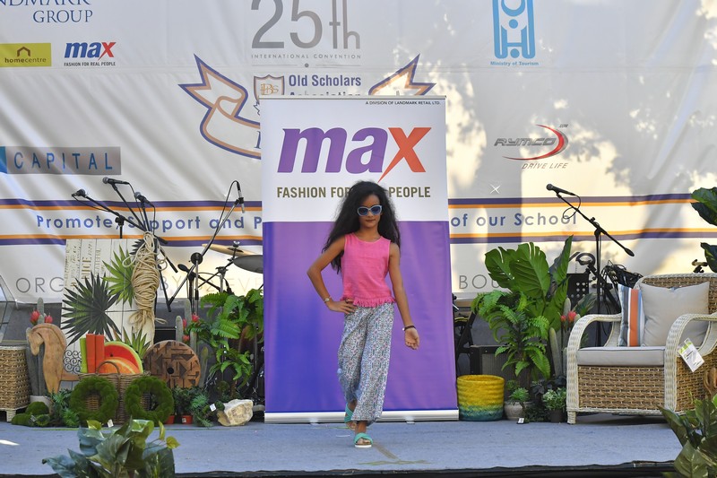 Landmark Group Sponsors the Brummana High School Festival hosting a fashion show for its summer-fall 2016 collection with the participation of students